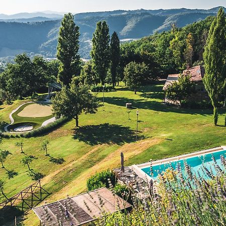 Nikis Resort Gubbio Exterior photo